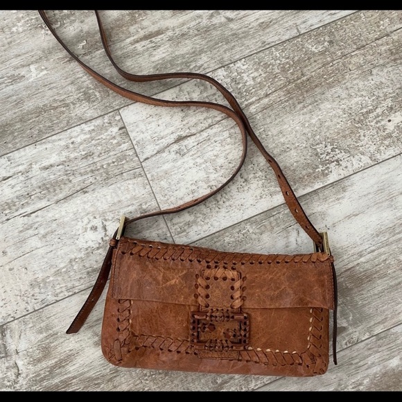 FENDI Cognac Crossbody - Picture 2 of 15